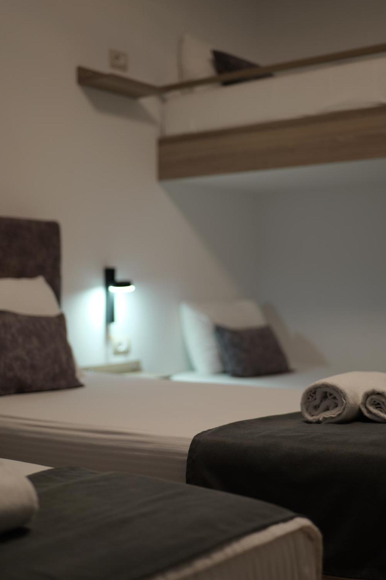 Hotel Abedini ซารานเดอ ภายนอก รูปภาพ