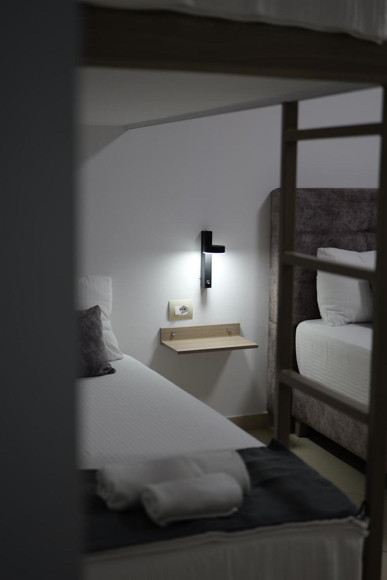 Hotel Abedini ซารานเดอ ภายนอก รูปภาพ